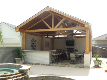 The New Poolhouse, Kitchen, and Bar