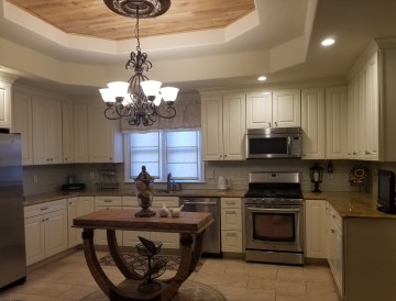Fully Remodeled Kitchen